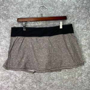 Lululemon Skirt Womens 12 Gray Black Athletic Running Skort LW8482 Pocket Lined